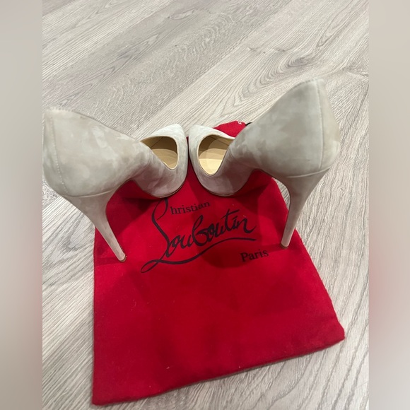 Christian Louboutin suede heels size 40 - Picture 5 of 7